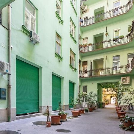 Ultra Central Studio Budapest Exterior photo