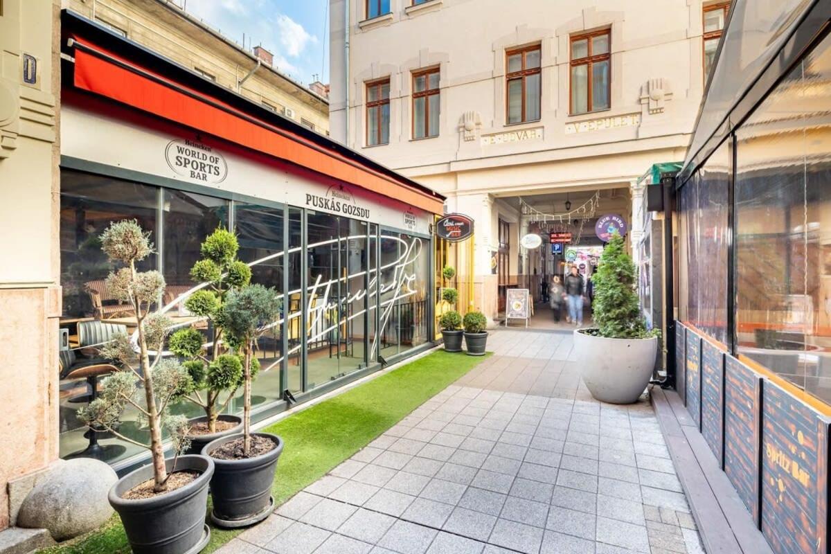 Ultra Central Studio Budapest Exterior photo
